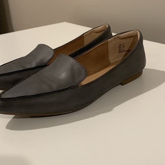 Platform - Picture 2 of 6